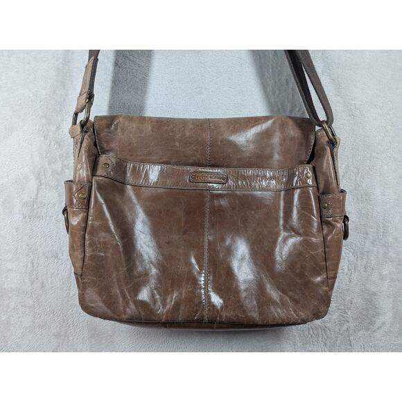 Vintage Fossil Brown Leather Messenger Crossbody Computer Laptop Bag Magnets - Picture 8 of 14